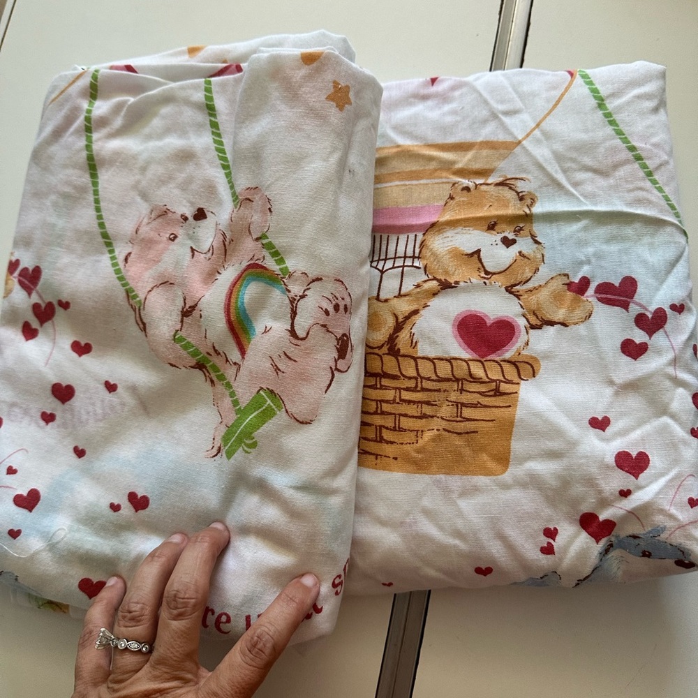 Care Bear Flat Twin and fitted Bed Sheet 1982 Over the Rainbow Good Luck Bear.